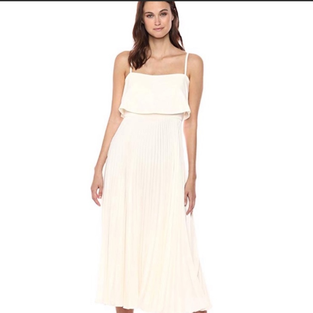 Jill Stuart White pleated dress